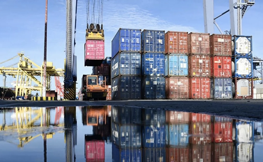 BPS: Surplus Neraca Dagang Semester I US$19,48 Miliar, Impor Juni US$19,33 Miliar